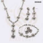 طقم مجوهرات فضة تركي مرصع بالكريستال