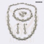 طقم مجوهرات فضة تركي مرصع بالكريستال