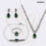 طقم مجوهرات فضة تركي مرصع بالكريستال الأخضر