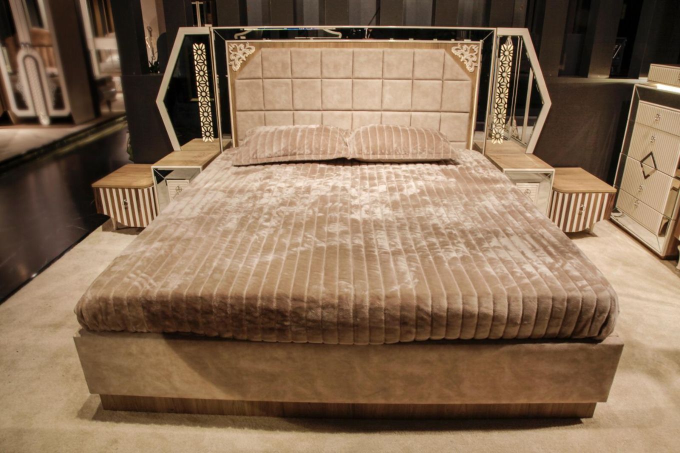 غرفة نوم تركية فاخرة 2020 غرفة نوم تركية فاخرة 2020